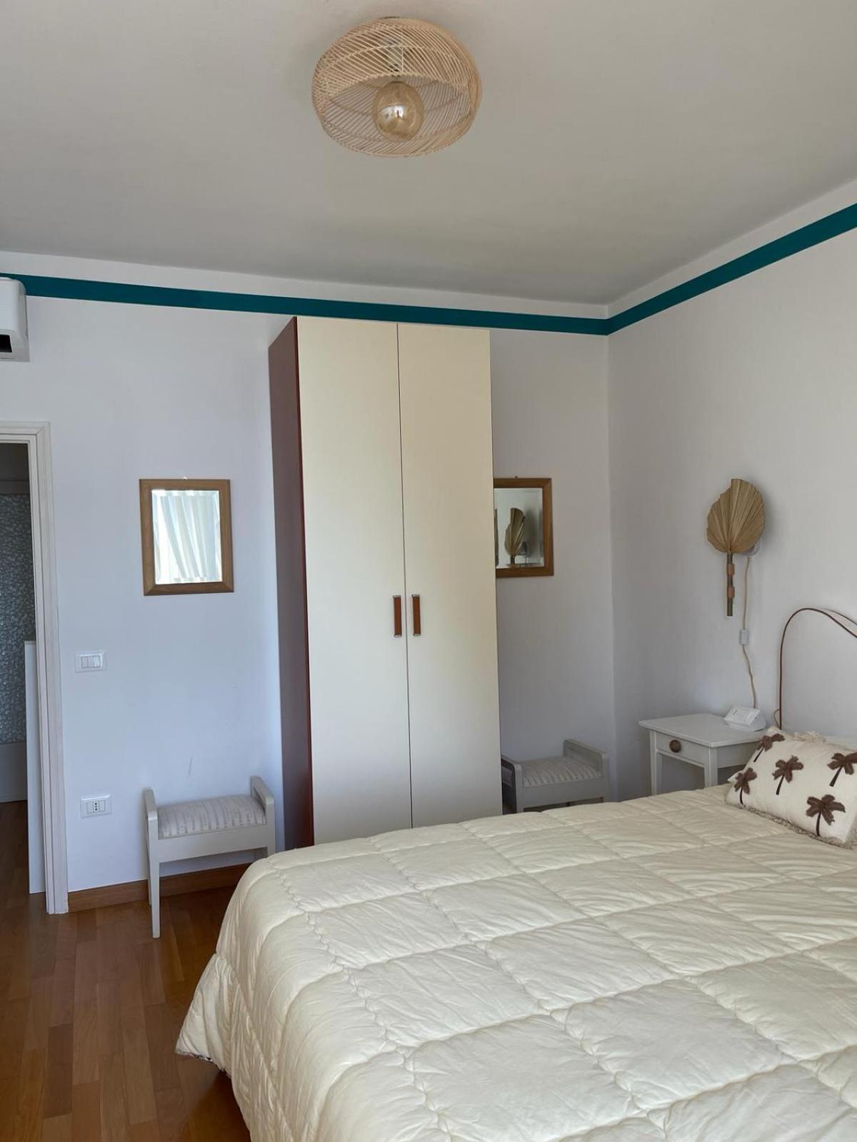 Al Porto Casa Vacanze Riva di Solto Esterno foto
